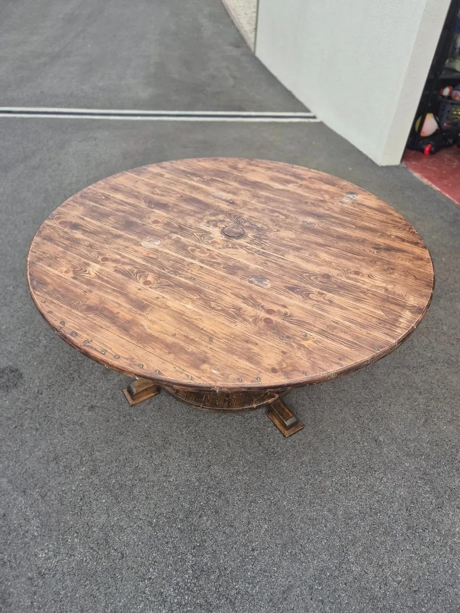 Round Bespoke Table - Image 3
