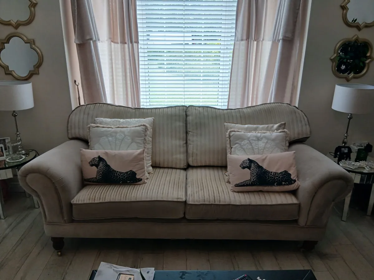 Beautiful cream /beige  velvet stripped sofa set - Image 3