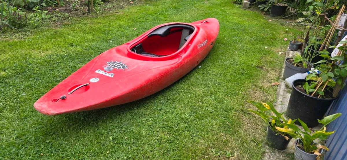 Dagger GTX kayak - Image 4
