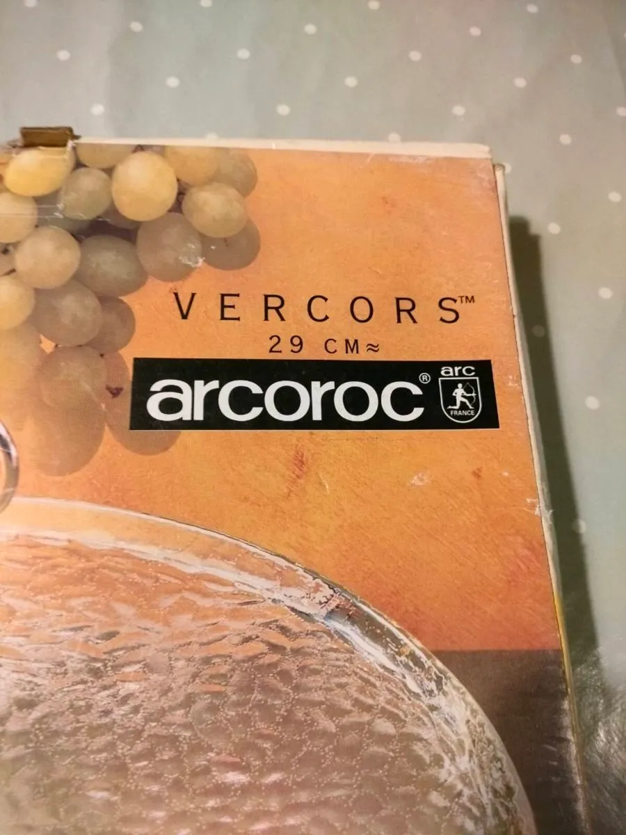ARCORAC VINTAGE serving plate. New in box. Box not - Image 3