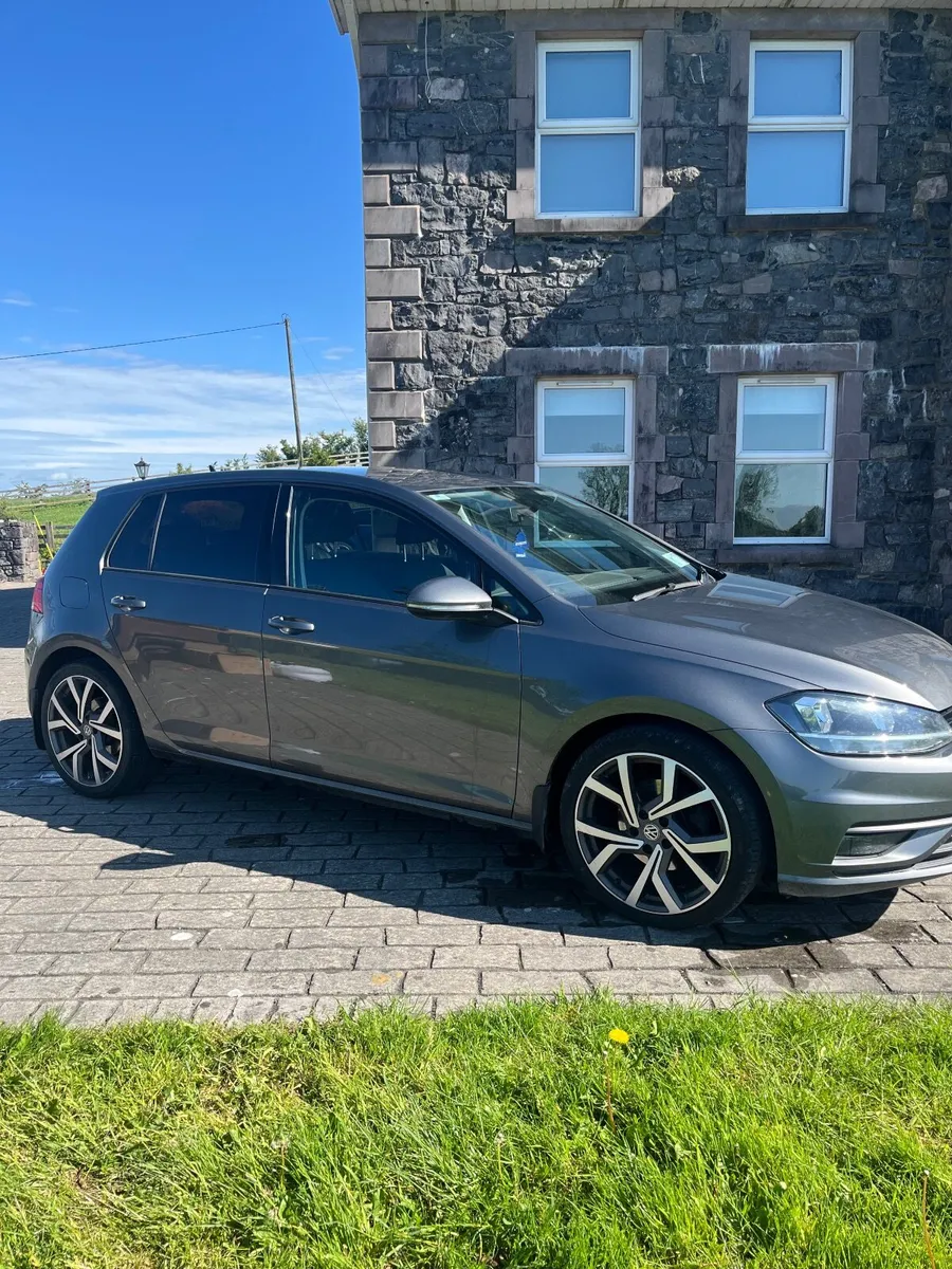 Volkswagen Golf - Image 1