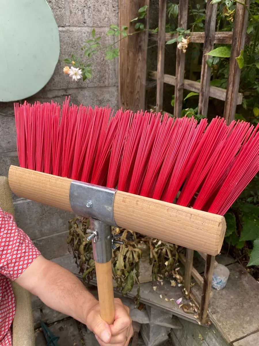 Brand new Broom / Garden brush ‘Varian’ - Image 2