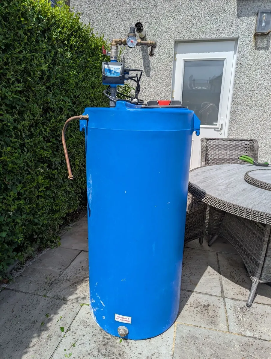 Domestic Water Tank & Lowara Pump - Image 3