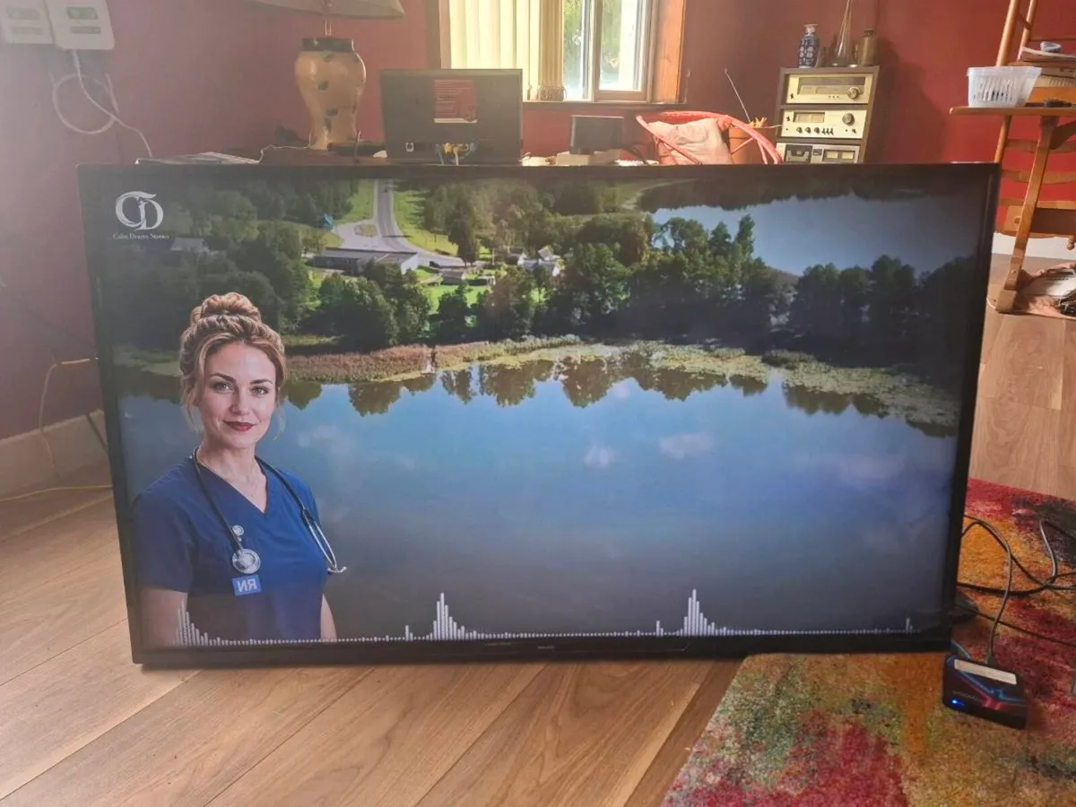 50 INCH SMART TV - Image 2