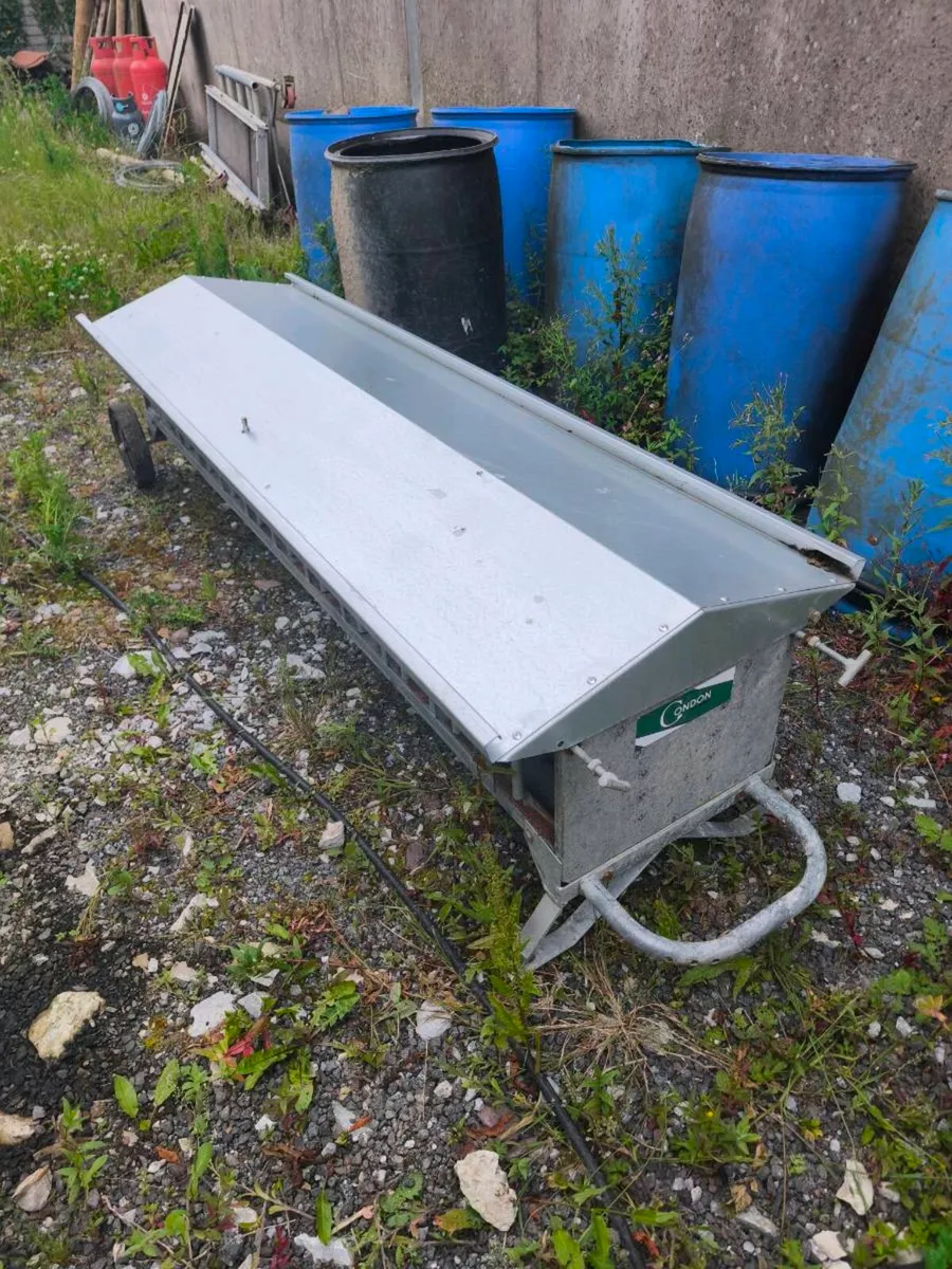 2 x Condon Lamb Creep feeder - Image 1