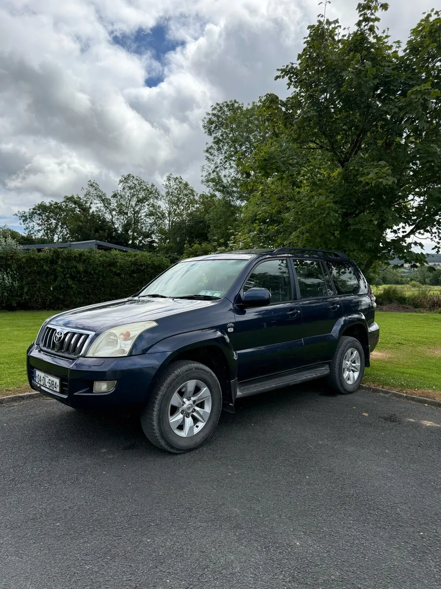 2004 CrewCab Landcruiser - Image 1