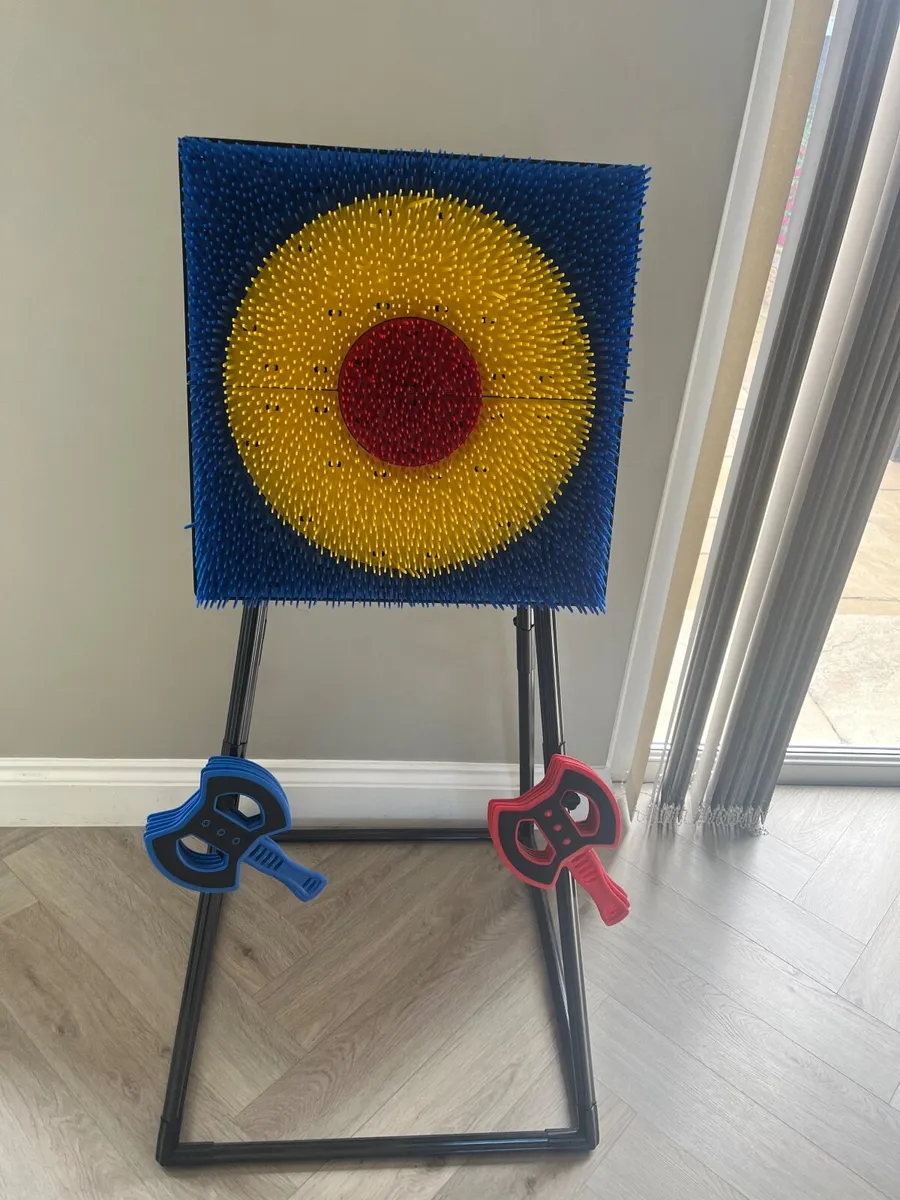 Kids Outdoor Axe Throwing Game - Image 3