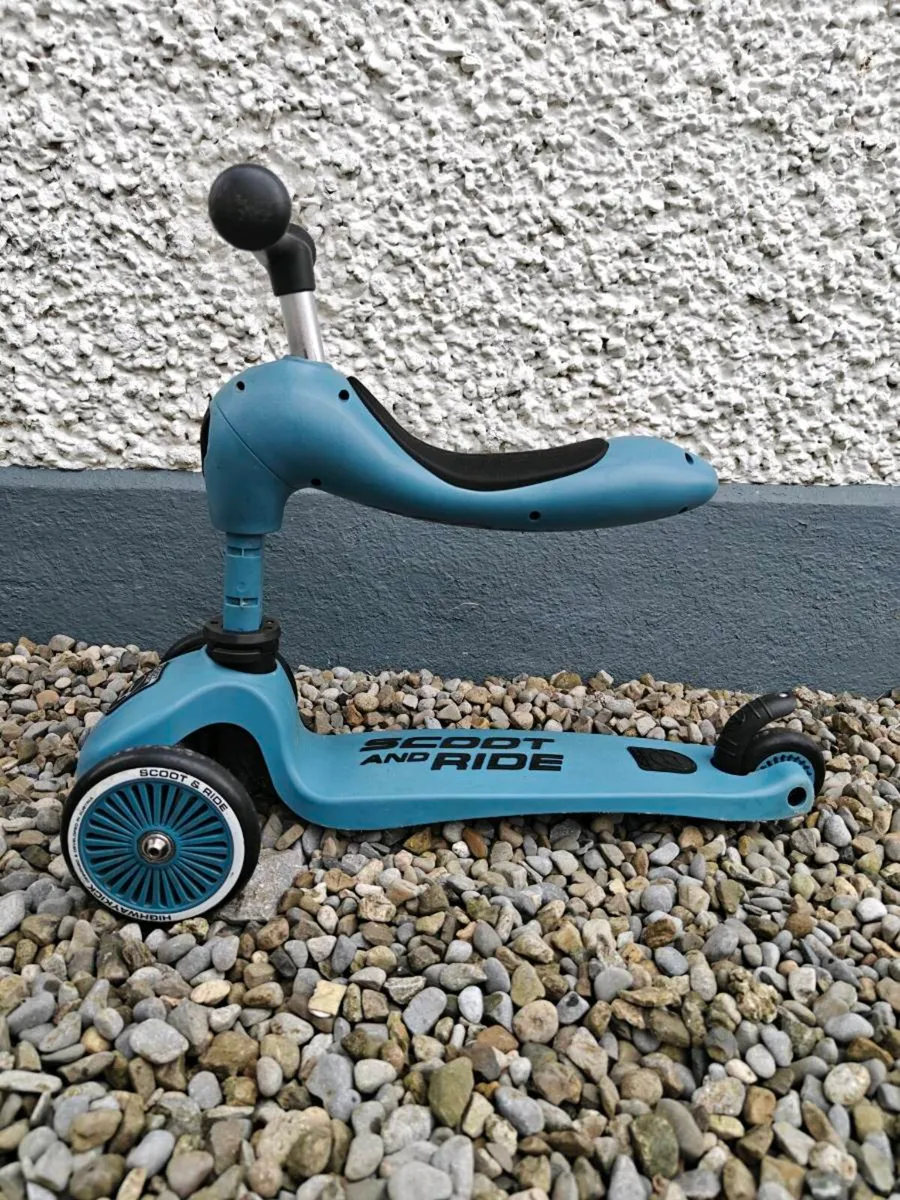 Scoot and Ride kids scooter blue unisex - Image 1