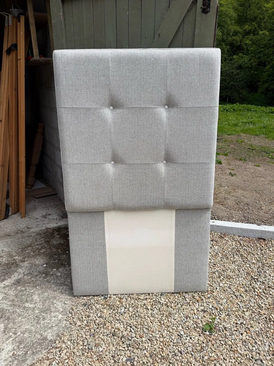Bed frame and Headboard - Image 4