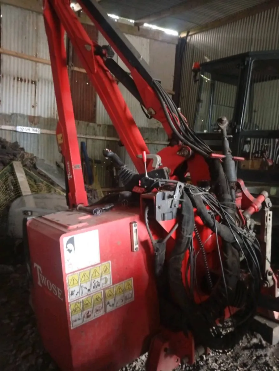 Twose hedgecutter mateng wood chipper - Image 3