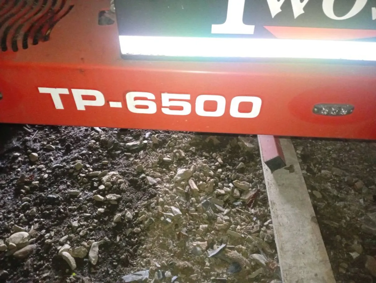 Twose hedgecutter mateng wood chipper - Image 4