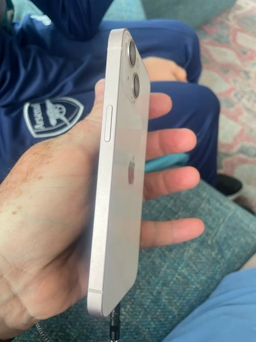 iPhone 13 128gb. Pink. - Image 3