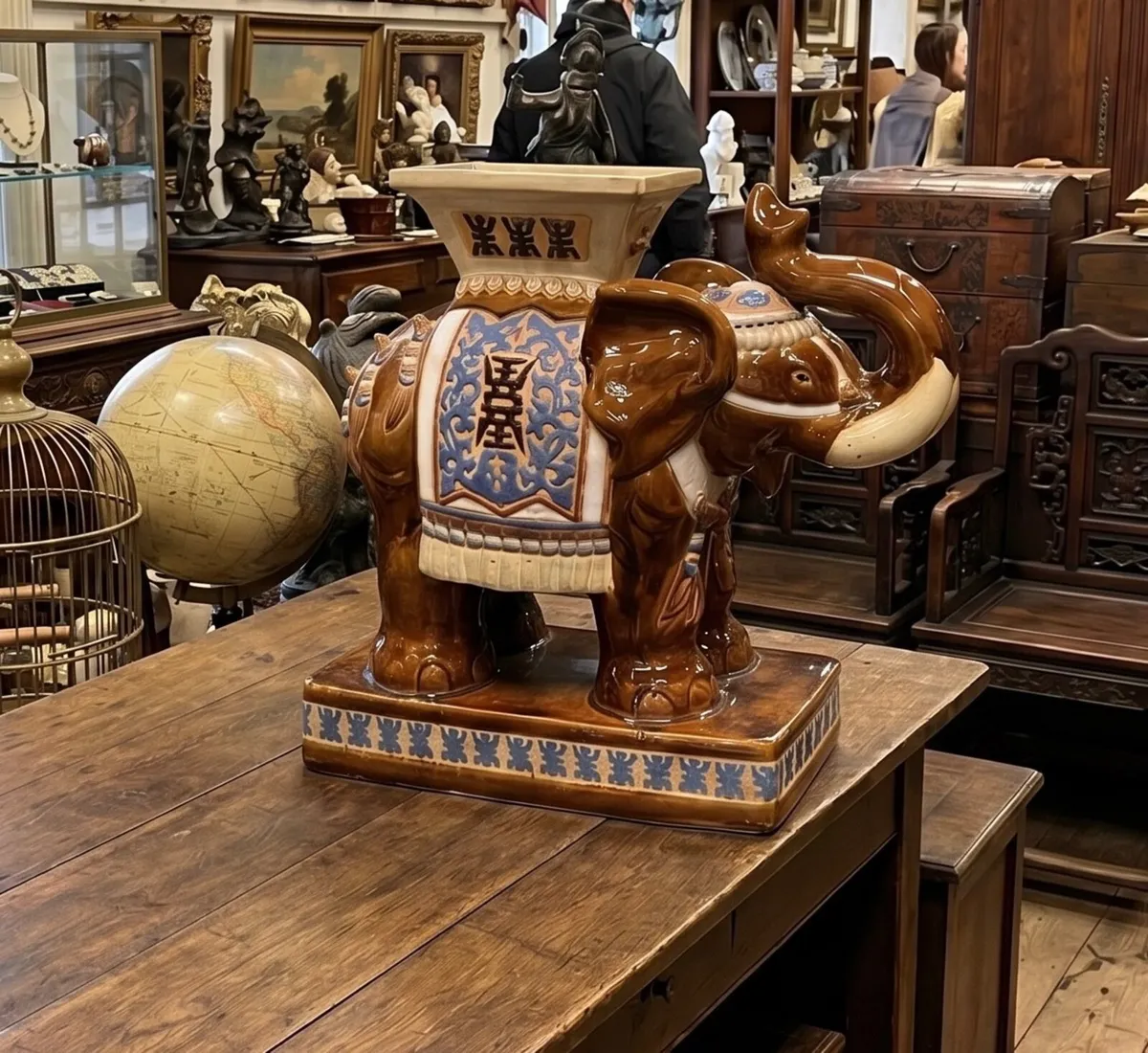 Glazed stoneware large elephant plant stand