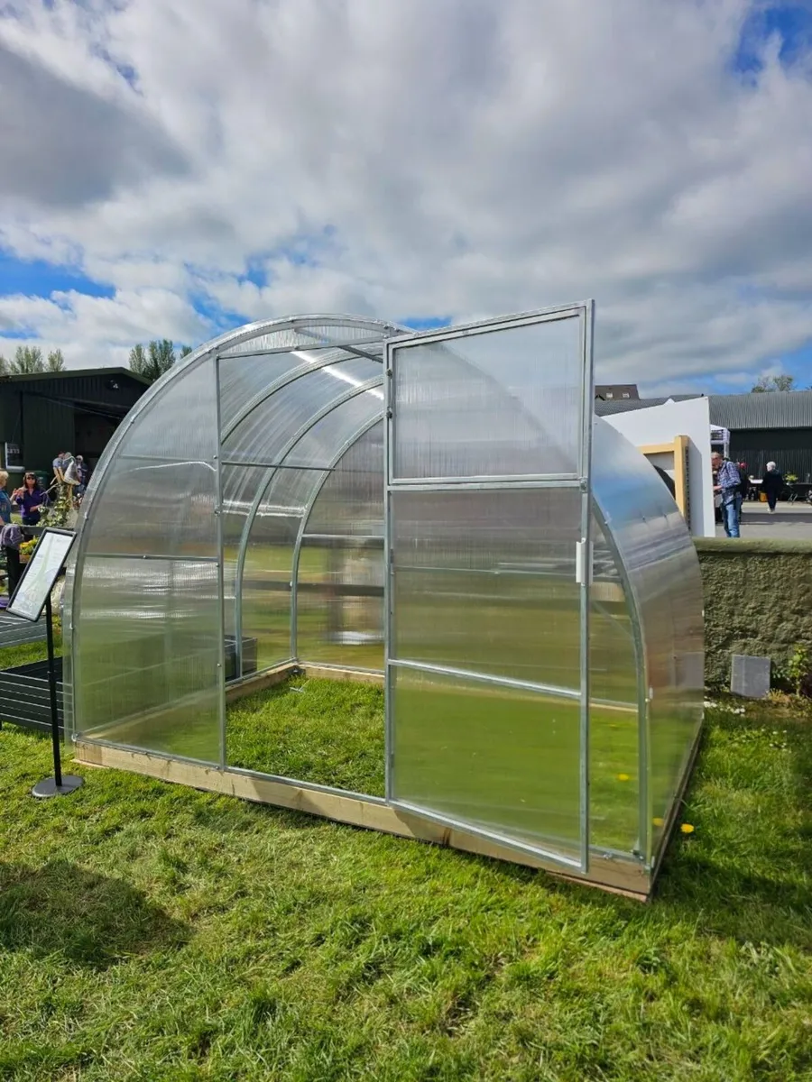 Classic Polycarbonate Greenhouse - Image 1