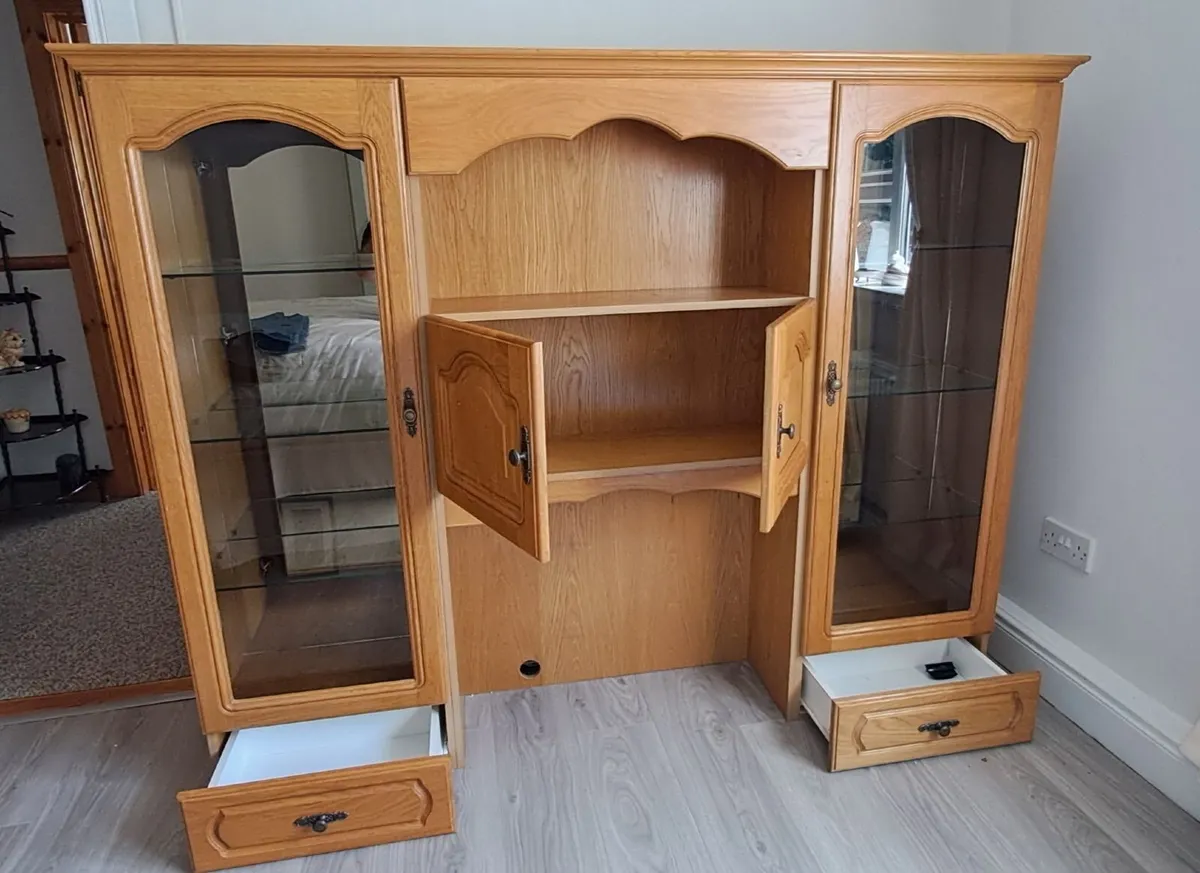Sideboard display unit - Image 2