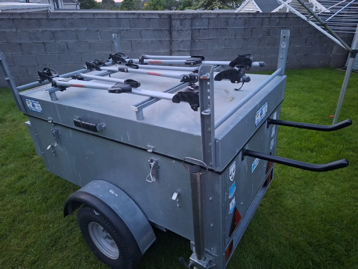 Camping trailer - Image 2