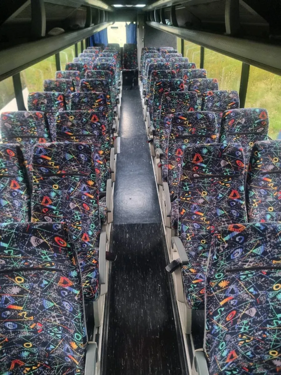 Bus - Image 2