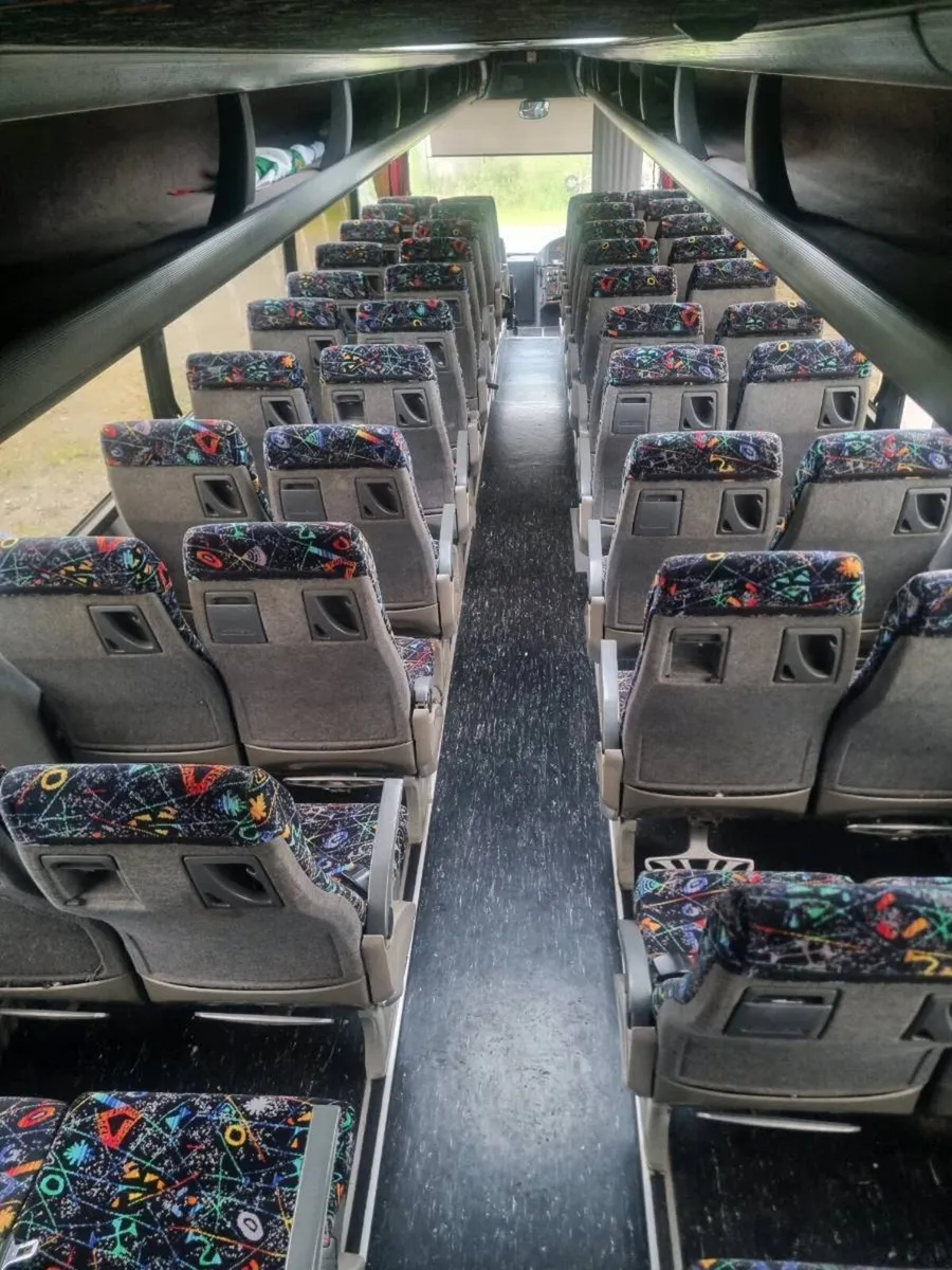 Bus - Image 3