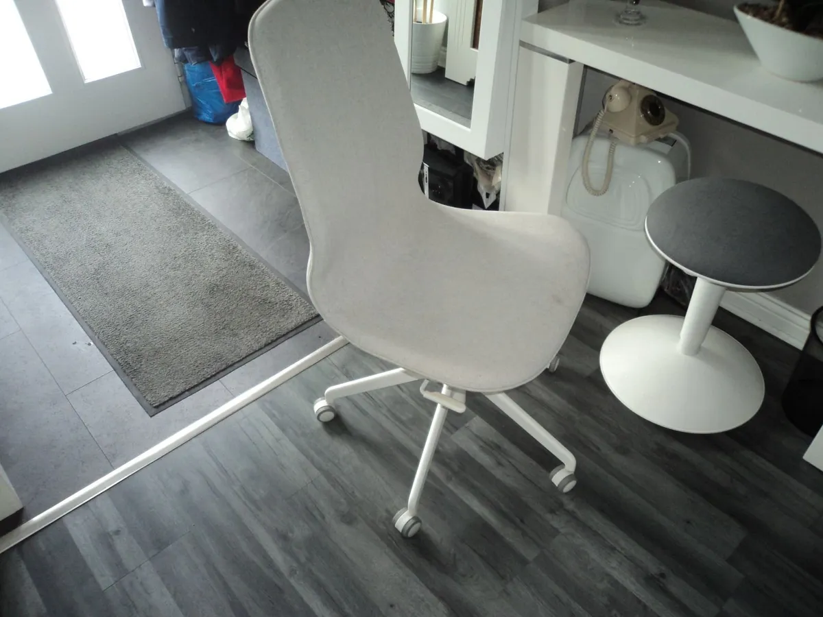 Free Home/Office chair - Image 1