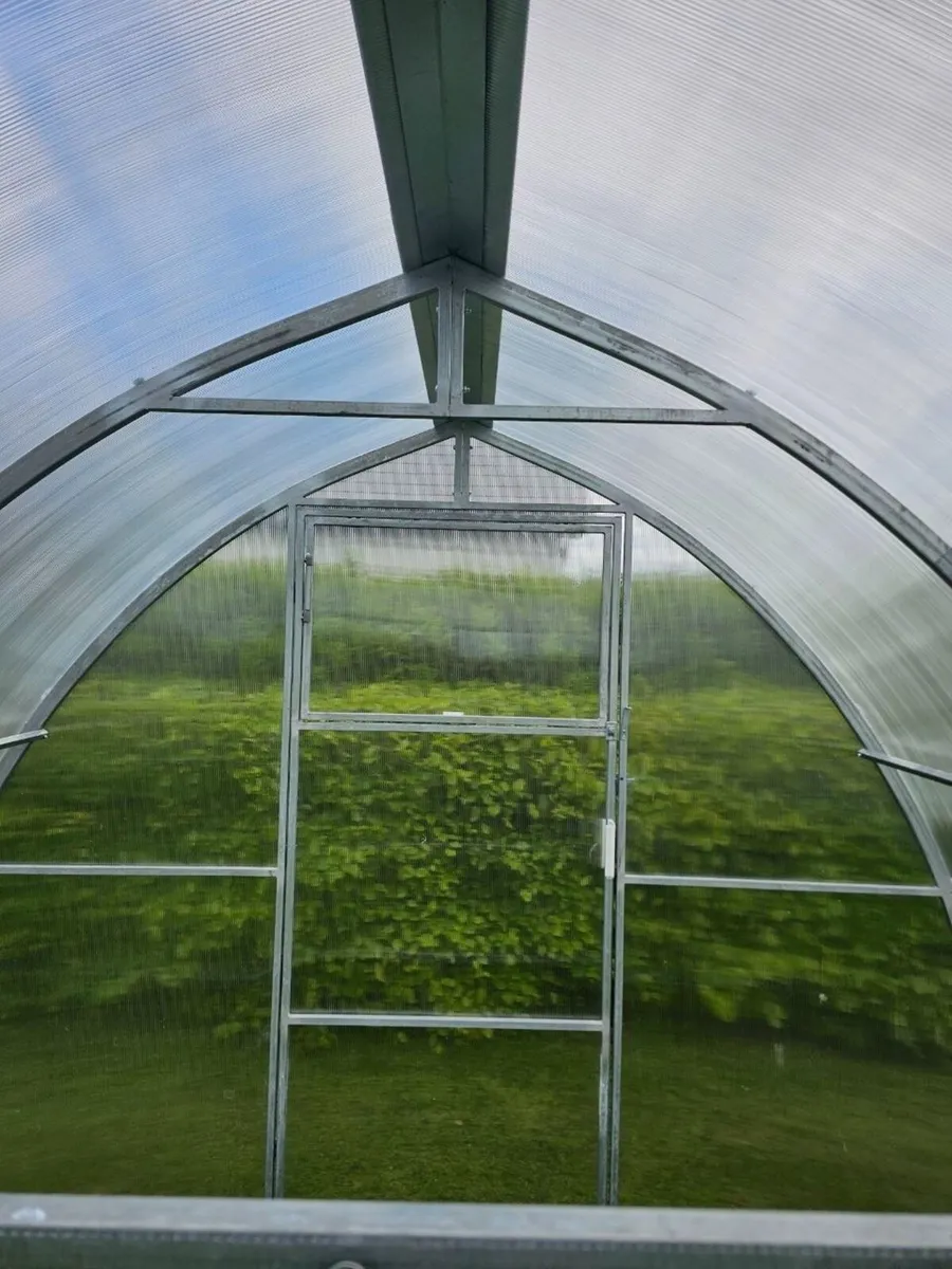Arrow  polycarbonate Greenhouses - Image 2