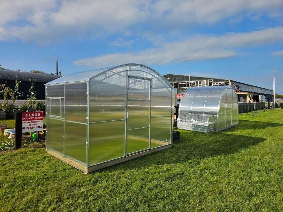 The MaxGrow polycarbonate Greenhouse - Image 3