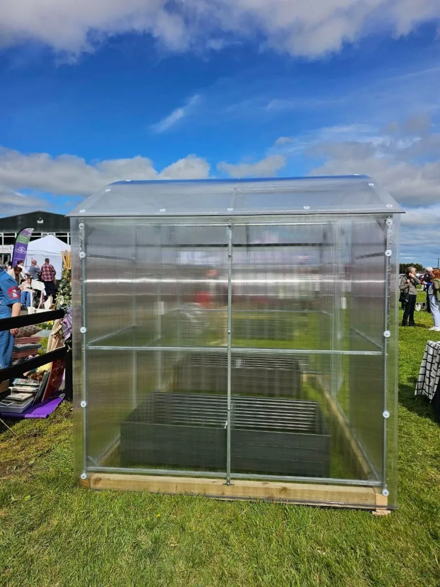 The MaxGrow polycarbonate Greenhouse - Image 1