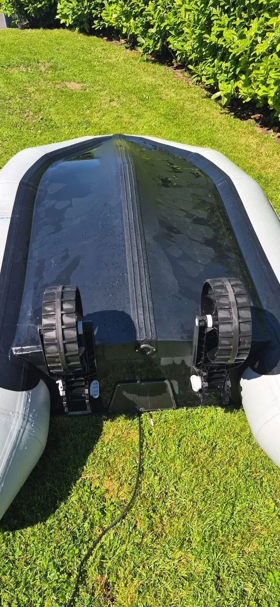 2.7 metre quicksilver dinghy - Image 2