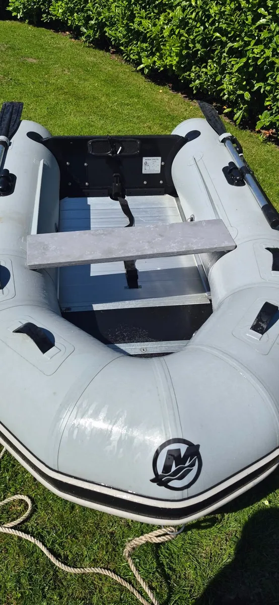 2.7 metre quicksilver dinghy - Image 3