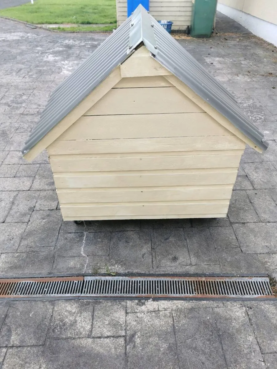 Animal kennel. Largen - Image 1