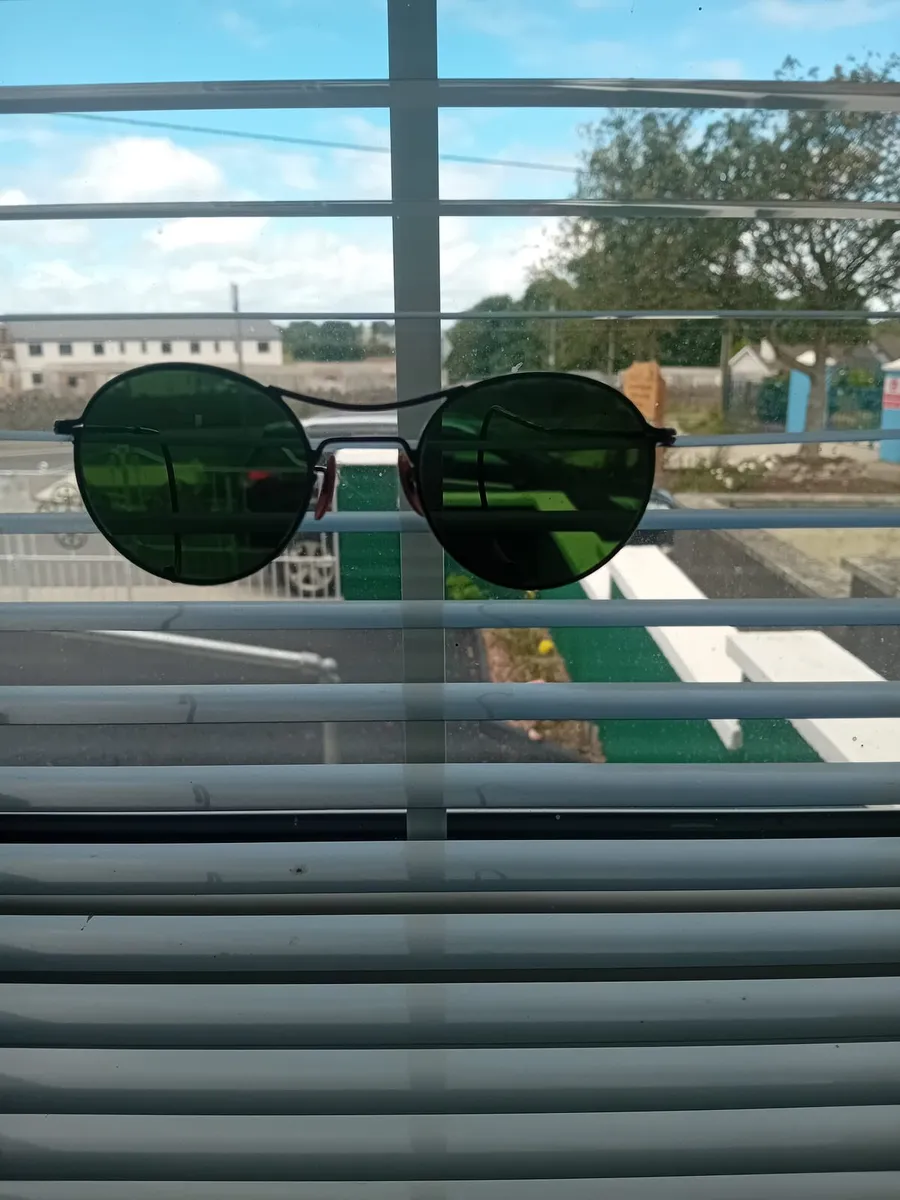 Vintage sunglasses - Image 2