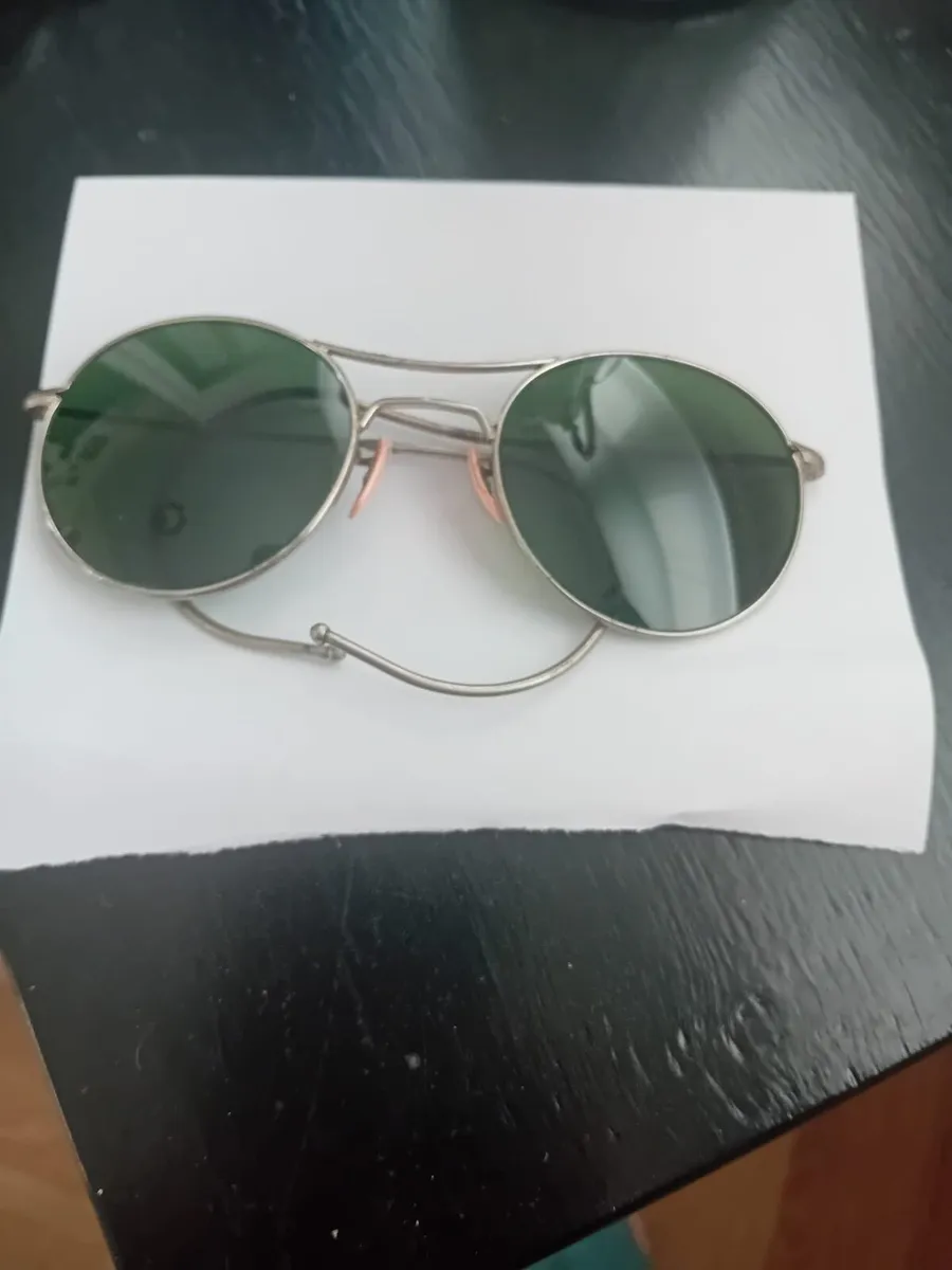 Vintage sunglasses - Image 3