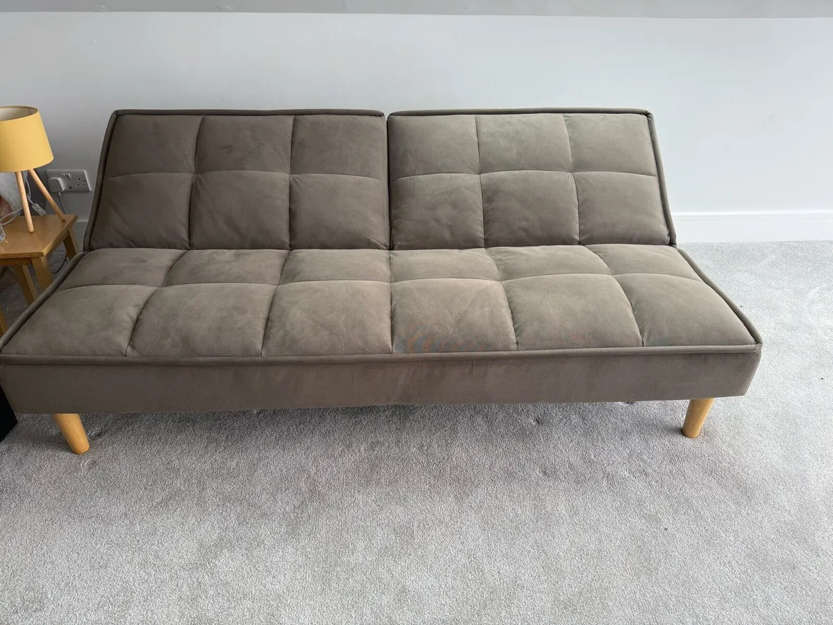 Fold out bed and blanket box - Image 2