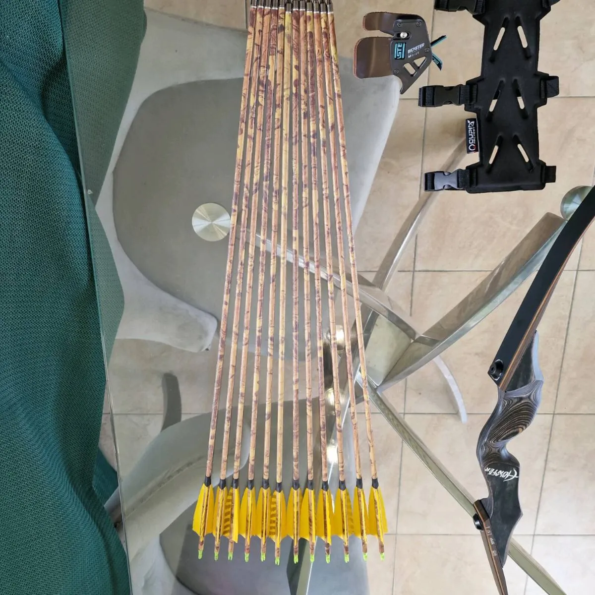 Archery full setup, black hunter recurve & net ect - Image 4