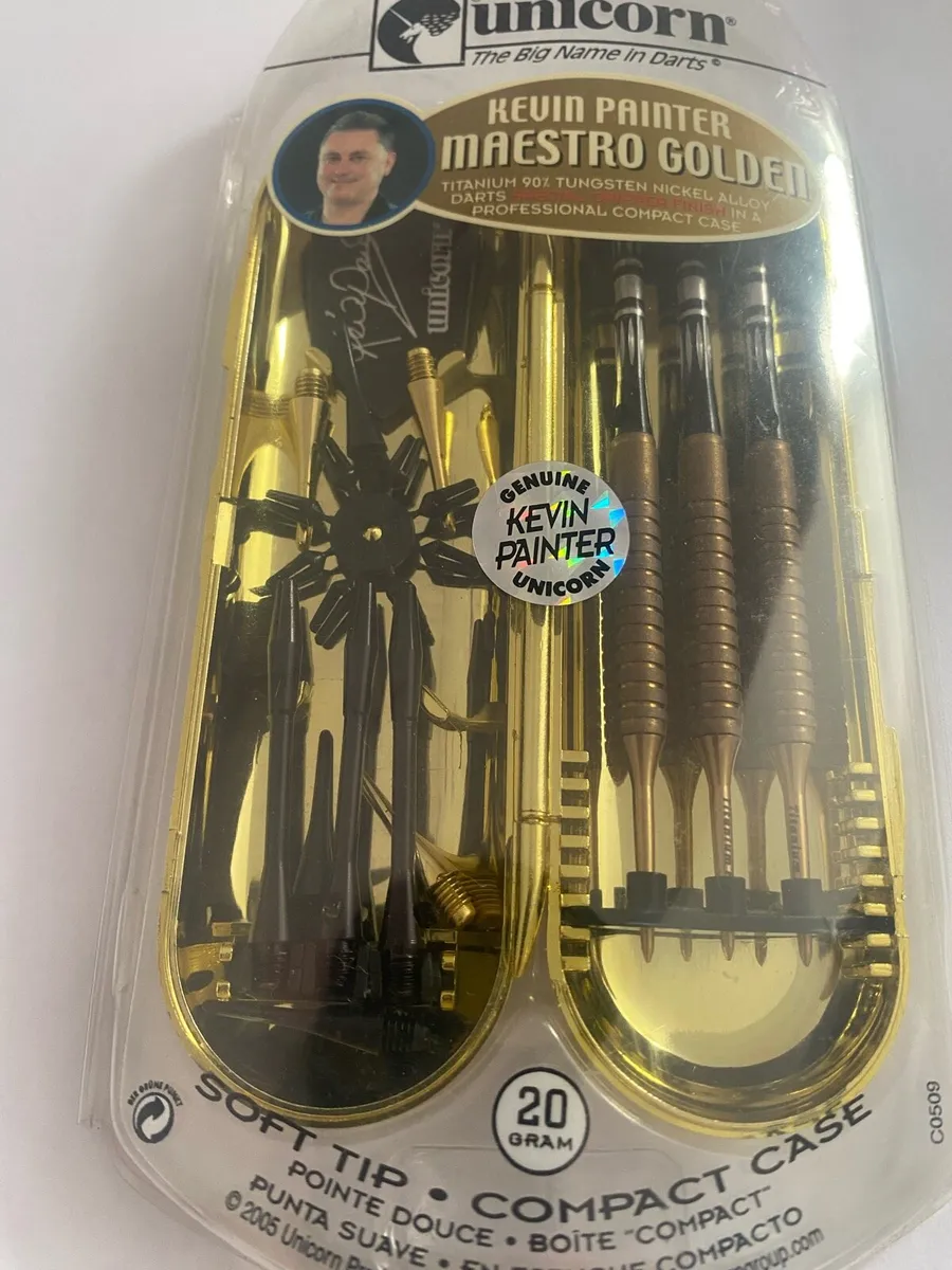 Darts - Image 1