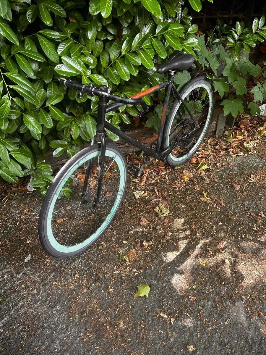 Retro Man’s push bike - Image 2