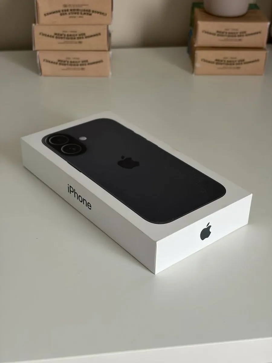 Apple products boxes - Image 1