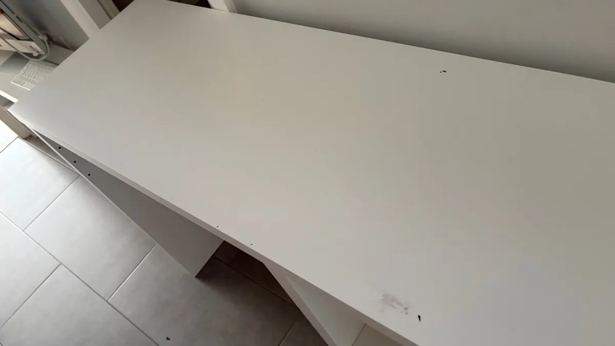 Desk - Image 3