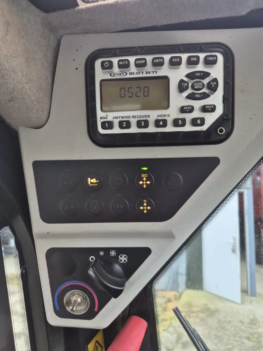 Jcb Robot 190 eco power boom - Image 3