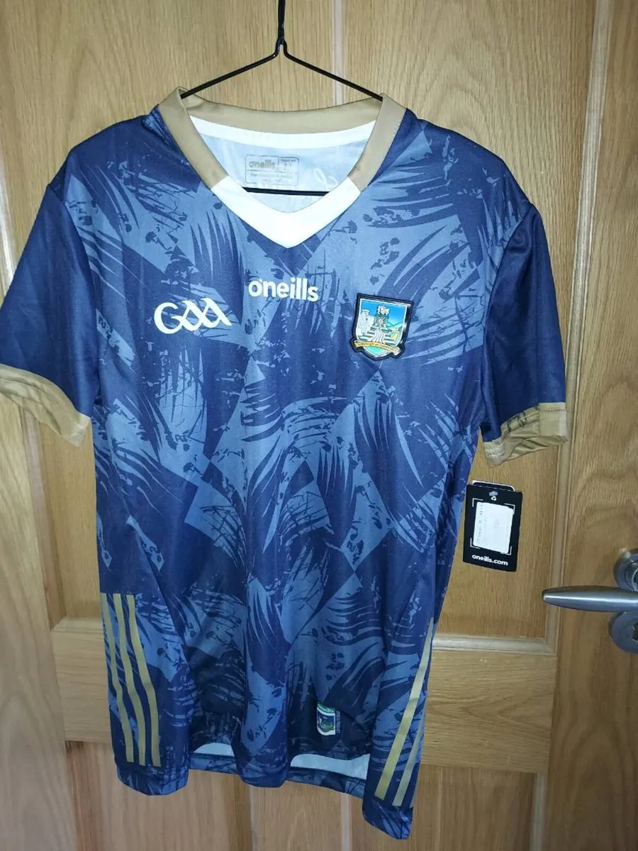 Signed by Nickie Quaid GAA Limerick Jersey - Image 1