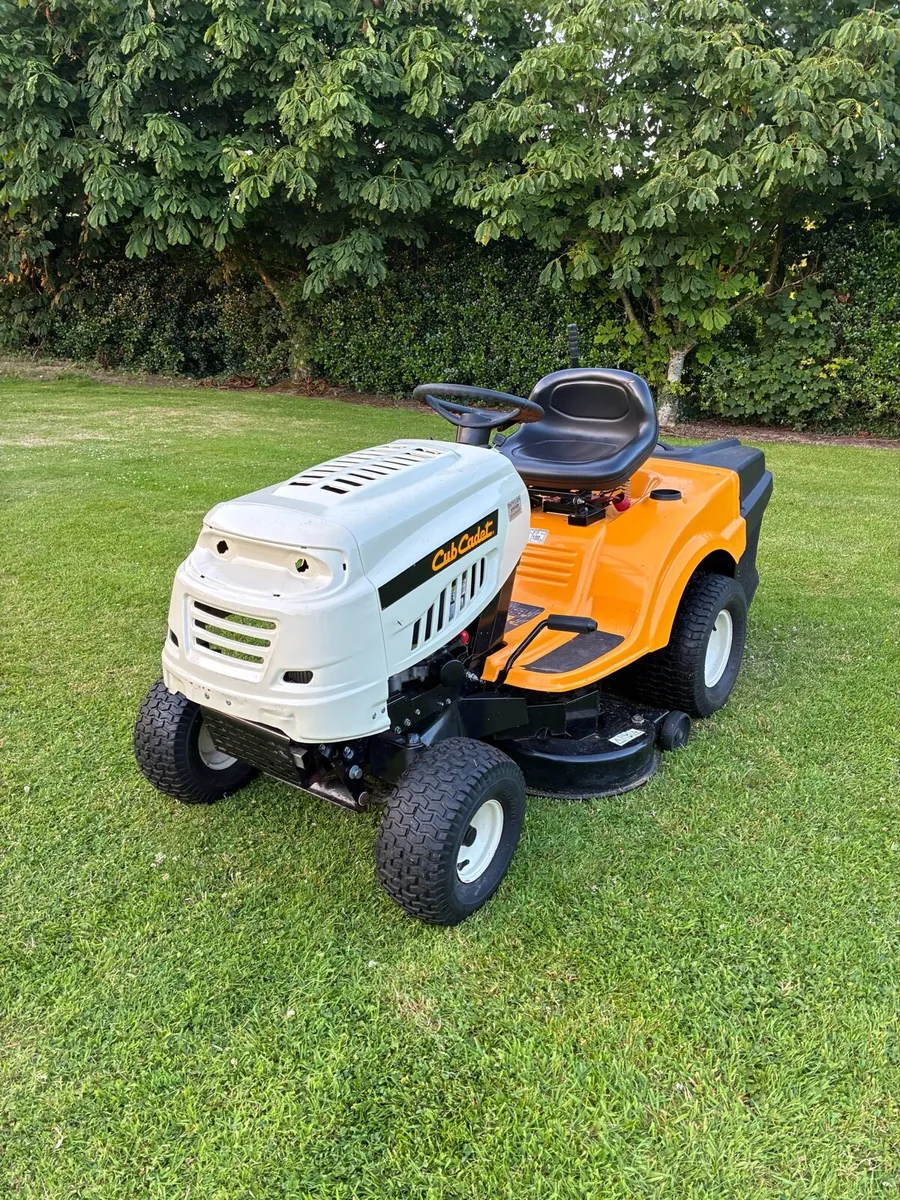 Ride on mower - Image 2