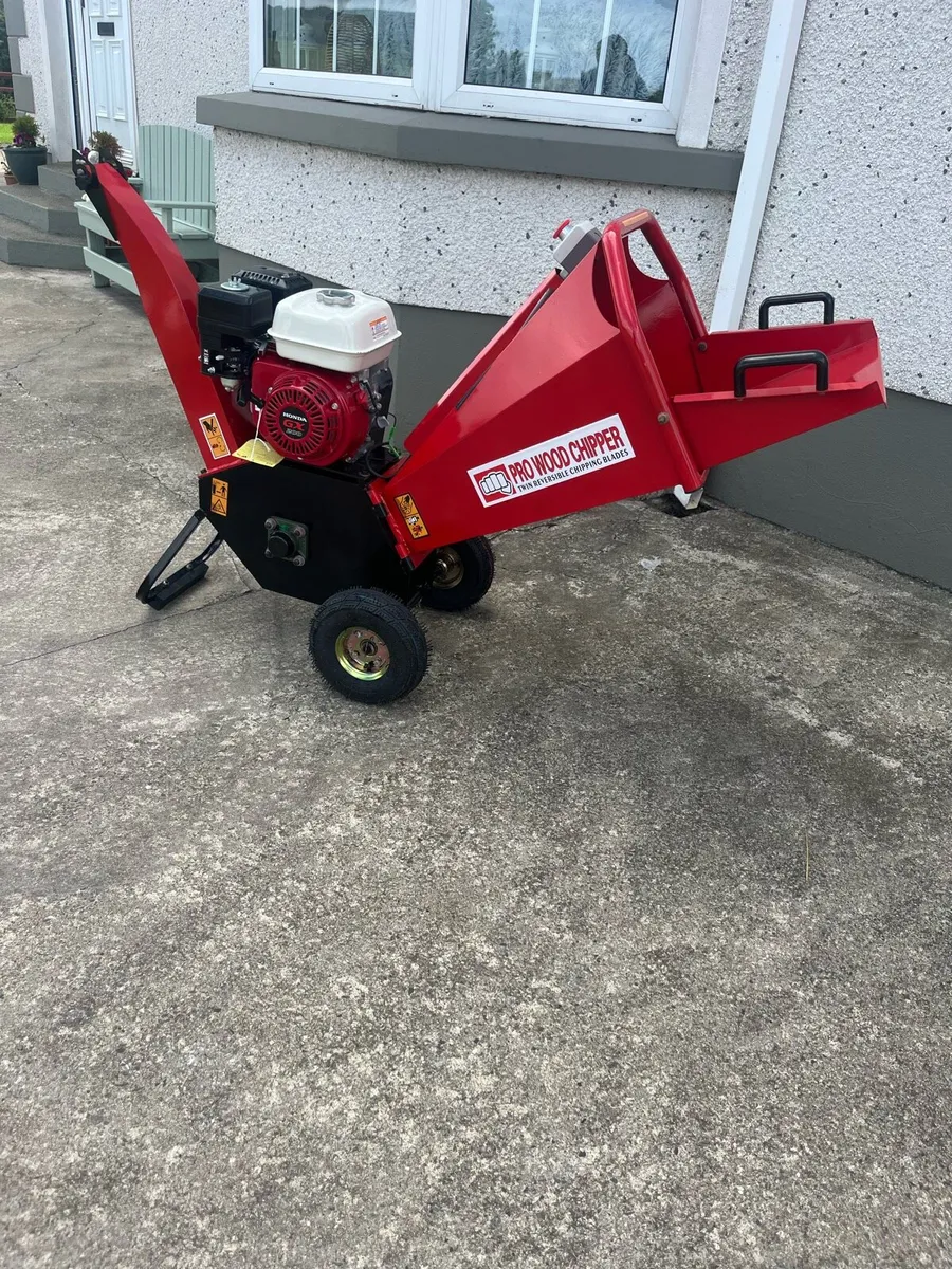 Honda Wood Chipper - Image 3