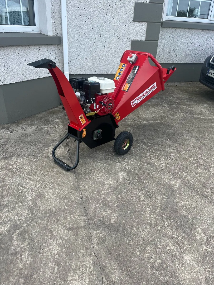 Honda Wood Chipper - Image 4