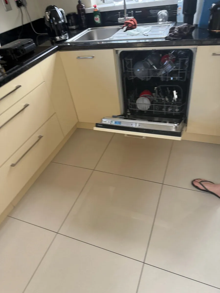 Kitchen Plus appliances - Image 3