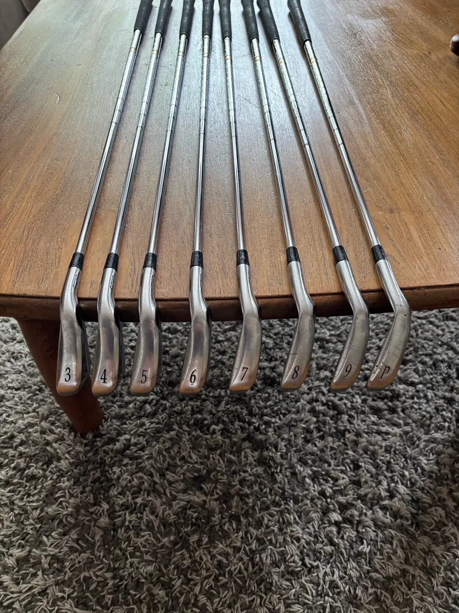Mizuno MX-23 iron set (3 to PW), great condition - Image 1