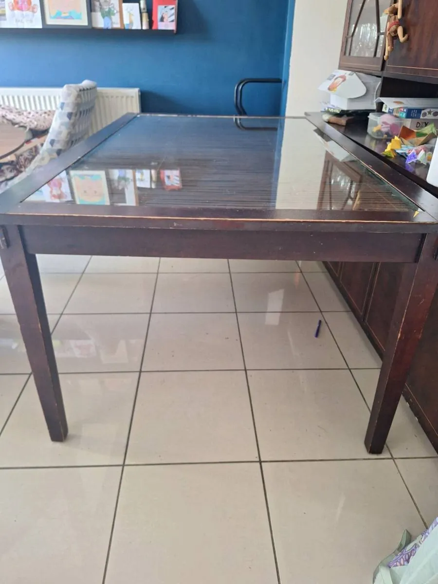 Dining table and chairs - Image 3
