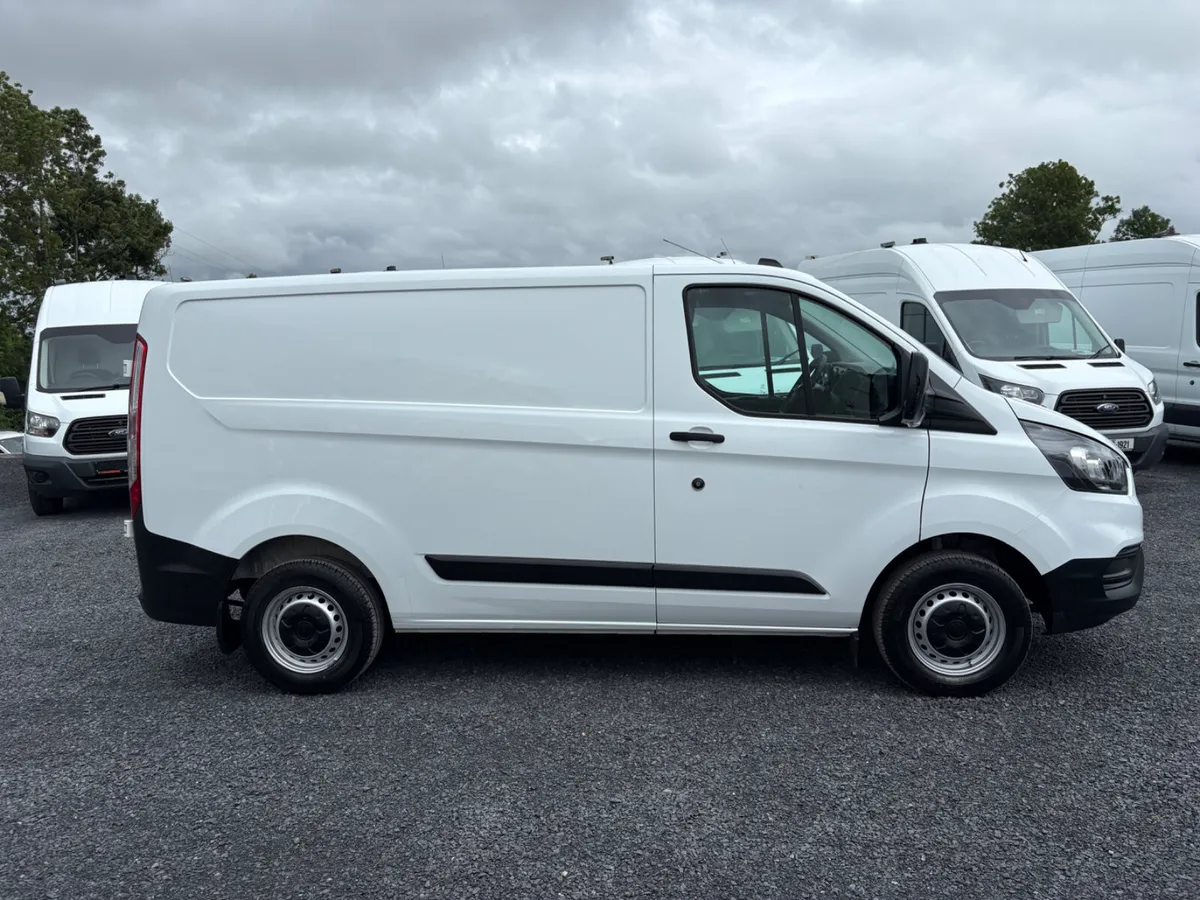 Ford Transit Custom - Image 3