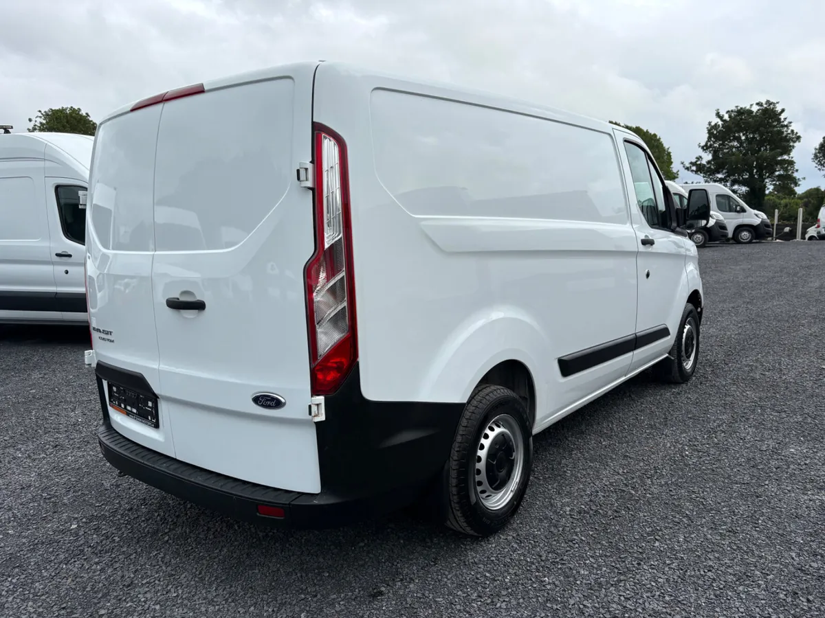 Ford Transit Custom - Image 2