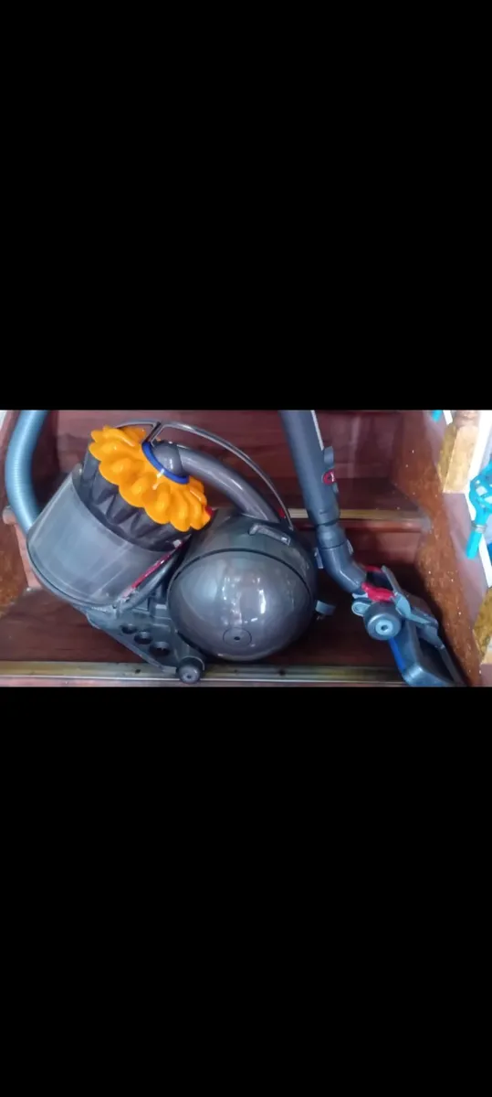 Dyson Hoover - Image 1