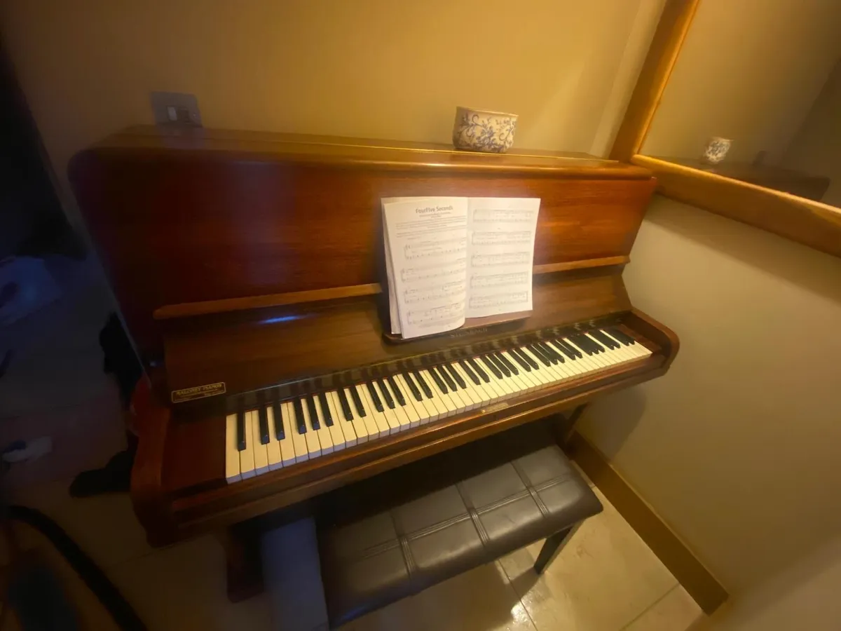 Upright Steinbach Piano - Image 2
