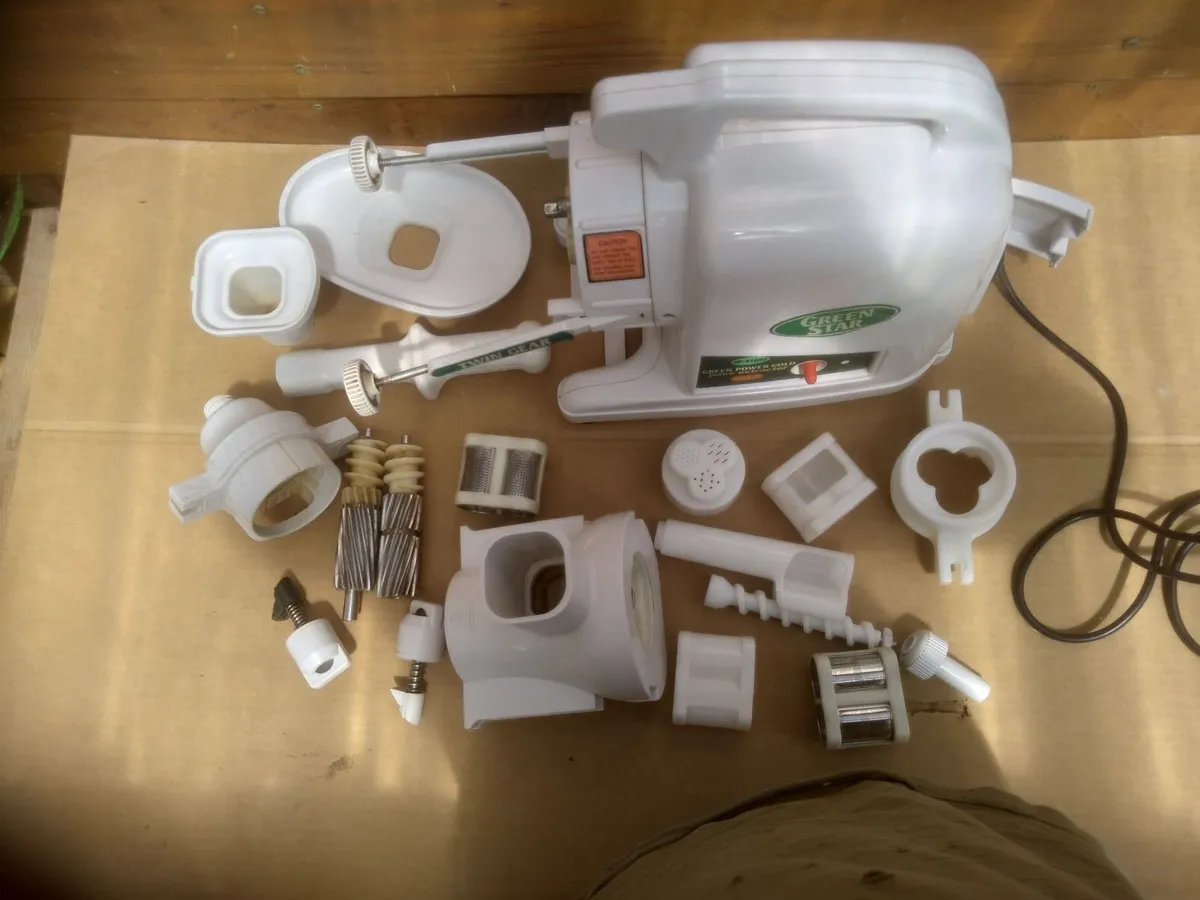 Goldstar twin gear juicer - Image 4
